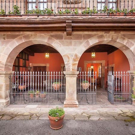 Casona De La Salceda Pensionat Treceño Exteriör bild