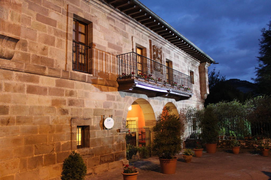 Casona De La Salceda Pensionat Treceño Exteriör bild