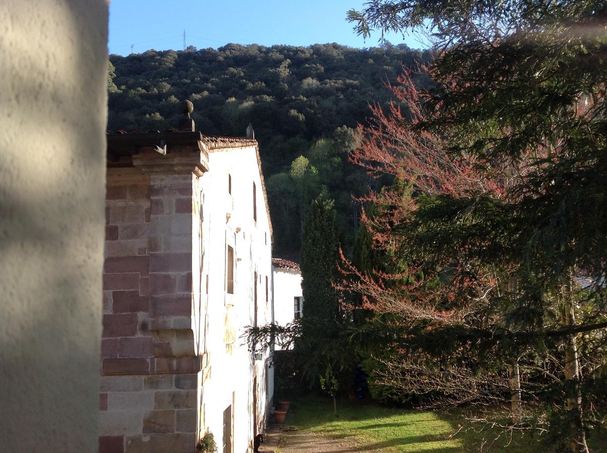 Casona De La Salceda Pensionat Treceño Exteriör bild