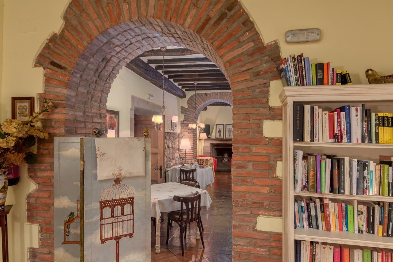 Casona De La Salceda Pensionat Treceño Exteriör bild