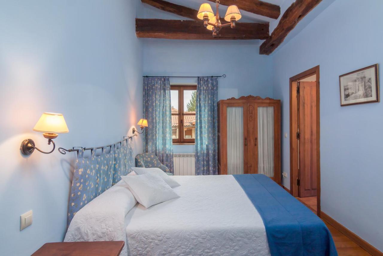 Casona De La Salceda Pensionat Treceño Exteriör bild