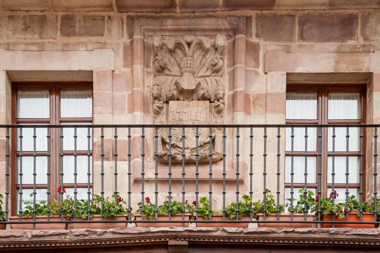 Casona De La Salceda Pensionat Treceño Exteriör bild