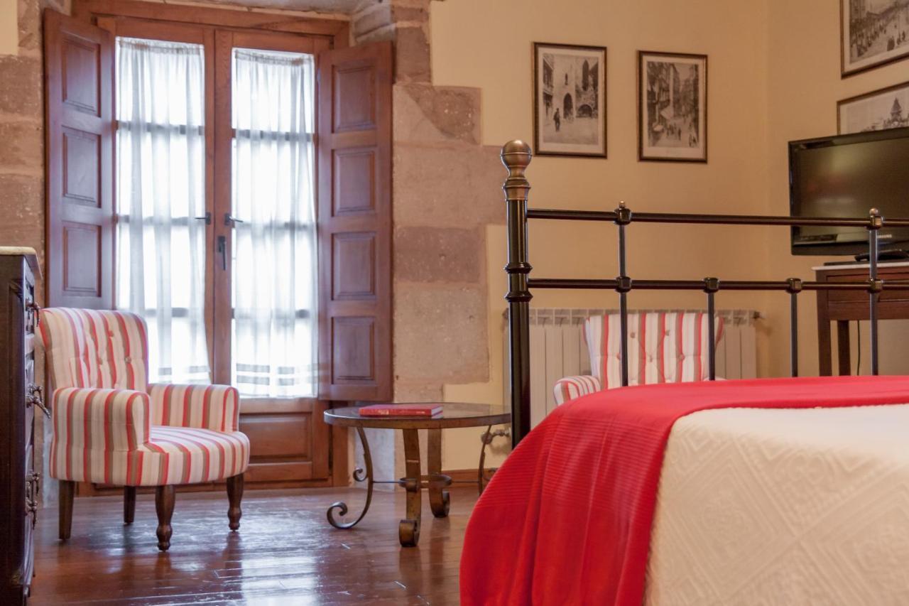 Casona De La Salceda Pensionat Treceño Exteriör bild